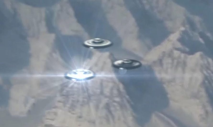 Unveiling the Mystery: Two Airplanes Circling a “Flying Saucer” in Antarctica via Google Earth