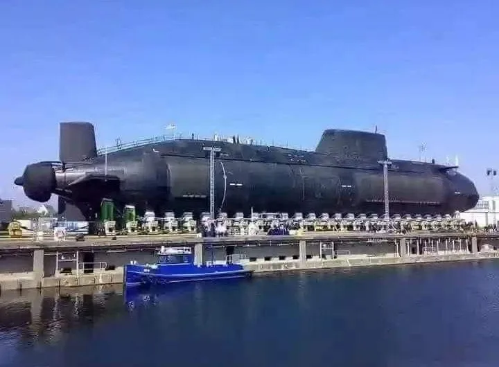 How Just 4 Kilograms of Uranium Can Power a Nuclear Submarine for 30 Years