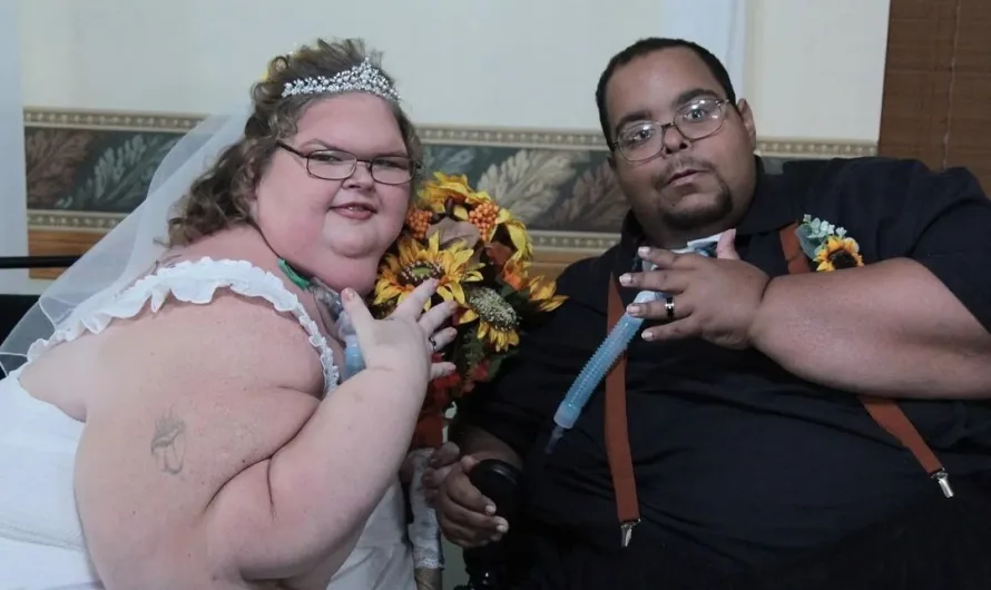 Be prepared for a surprise: Reality star weighing 600 pounds wed in a daring wedding dress
